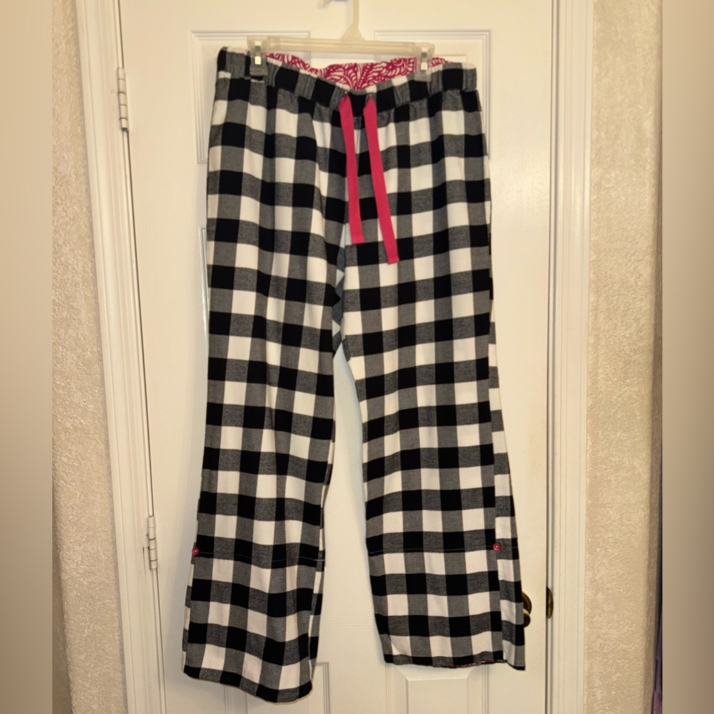World Market -100% Cotton Flannel- Buffalo Plaid Reversible Roll Up Lounge Pants
